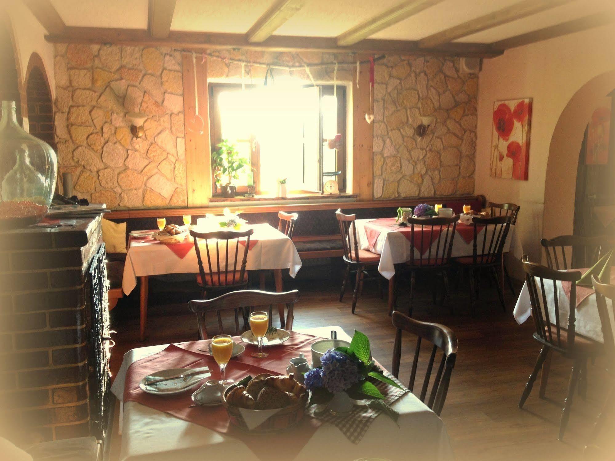 Antjes Schmankerlhotel Und Restaurant Tröstau Exteriér fotografie