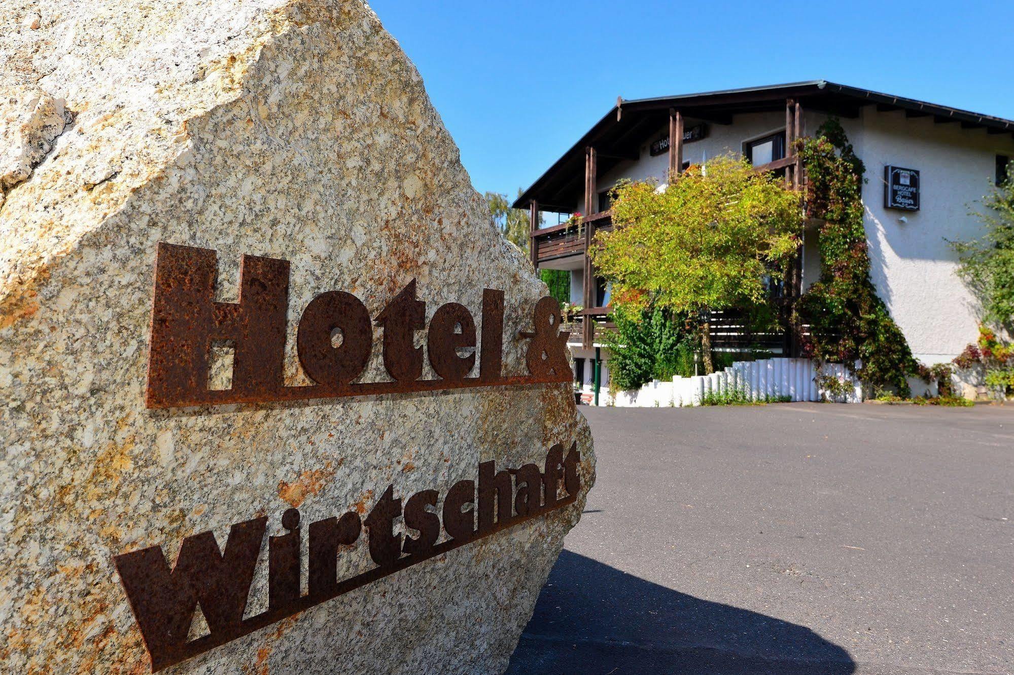Antjes Schmankerlhotel Und Restaurant Tröstau Exteriér fotografie